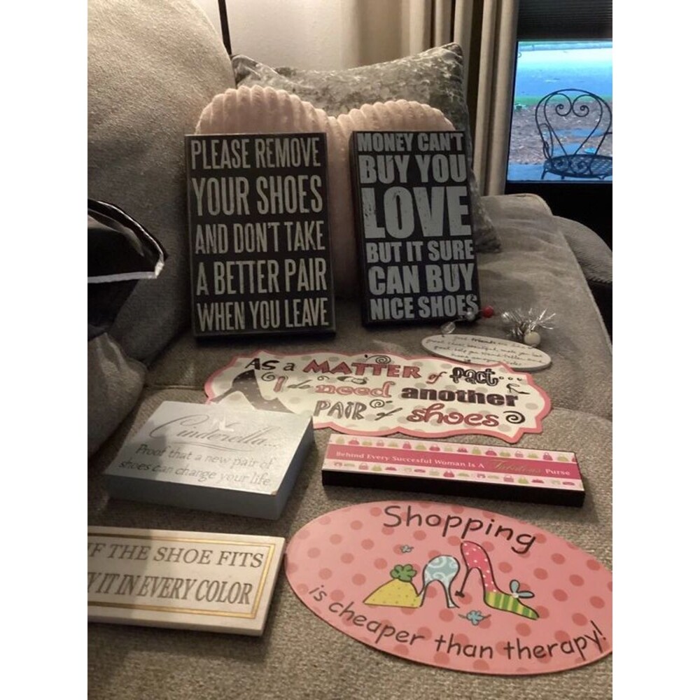 8 Shoe Signs/sayings For Closet Walls